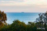 https://images.listonce.com.au/custom/160x/listings/687-esplanade-mornington-vic-3931/782/01898782_img_02.jpg?7pUVB2ta9VY