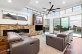 https://images.listonce.com.au/custom/160x/listings/687-esplanade-mornington-vic-3931/782/01898782_img_05.jpg?tsnK34gYKp8