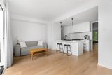 https://images.listonce.com.au/custom/160x/listings/68a-nicholson-st-south-yarra-vic-3141/399/01692399_img_02.jpg?anVv_8mkkQQ