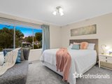 https://images.listonce.com.au/custom/160x/listings/69-allendale-road-croydon-vic-3136/705/01525705_img_08.jpg?WXnrNy8P5JY