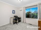 https://images.listonce.com.au/custom/160x/listings/69-allendale-road-croydon-vic-3136/705/01525705_img_09.jpg?KxZQm0de_FI