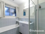 https://images.listonce.com.au/custom/160x/listings/69-allendale-road-croydon-vic-3136/705/01525705_img_13.jpg?COmlOgHt-eA