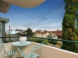 https://images.listonce.com.au/custom/160x/listings/69-bluff-avenue-elwood-vic-3184/151/01858151_img_08.jpg?1UmdFgN9ZuE