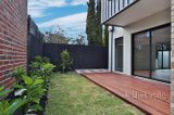 https://images.listonce.com.au/custom/160x/listings/69-crow-street-burwood-east-vic-3151/058/01628058_img_05.jpg?dAIOKHDHiM0