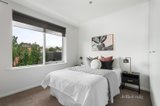 https://images.listonce.com.au/custom/160x/listings/69-gladstone-street-kew-vic-3101/832/01183832_img_04.jpg?GIRja8cwe1g