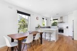 https://images.listonce.com.au/custom/160x/listings/69-glen-street-hawthorn-vic-3122/401/01684401_img_04.jpg?SOALtahpA6s