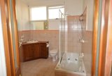 https://images.listonce.com.au/custom/160x/listings/69-gordon-street-balwyn-vic-3103/946/01927946_img_08.jpg?9tLonyeotVw