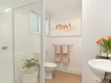 https://images.listonce.com.au/custom/160x/listings/69-heath-street-port-melbourne-vic-3207/217/01088217_img_06.jpg?WlyMNQV7h6I