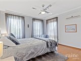 https://images.listonce.com.au/custom/160x/listings/69-marie-crescent-wendouree-vic-3355/619/01576619_img_09.jpg?P0-CGq5DpuU