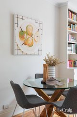 https://images.listonce.com.au/custom/160x/listings/69-moore-street-south-yarra-vic-3141/766/01905766_img_10.jpg?dQXnohH4zjM