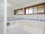 https://images.listonce.com.au/custom/160x/listings/69-moruya-drive-grovedale-vic-3216/551/01699551_img_04.jpg?SNHPGNlMuD0