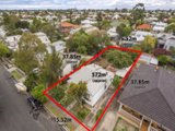 https://images.listonce.com.au/custom/160x/listings/69-oakbank-street-newport-vic-3015/335/01203335_img_01.jpg?p3YFda64WLs