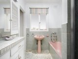 https://images.listonce.com.au/custom/160x/listings/69-woodville-street-balwyn-north-vic-3104/318/01685318_img_05.jpg?LDTCLwHKzXI