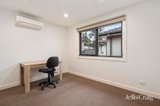 https://images.listonce.com.au/custom/160x/listings/690-ringwood-street-ringwood-vic-3134/471/01927471_img_11.jpg?Ykb2mwI9aqc