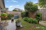https://images.listonce.com.au/custom/160x/listings/690-ringwood-street-ringwood-vic-3134/471/01927471_img_12.jpg?3oGyKgpqYis