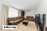https://images.listonce.com.au/custom/160x/listings/6930-doncaster-road-doncaster-east-vic-3109/404/01969404_img_08.jpg?O8jBwJ6v7wI