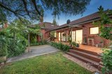 https://images.listonce.com.au/custom/160x/listings/698-north-road-ormond-vic-3204/621/01474621_img_11.jpg?yoFBFnGjZkU