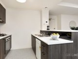 https://images.listonce.com.au/custom/160x/listings/6988-park-street-south-melbourne-vic-3205/139/01090139_img_02.jpg?zPqP6Z6c1Lk