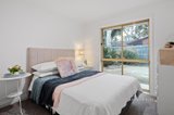 https://images.listonce.com.au/custom/160x/listings/69a-embankment-grove-chelsea-vic-3196/122/01605122_img_12.jpg?vhsrDuYNYvk