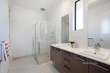 https://images.listonce.com.au/custom/160x/listings/6a-chester-street-bentleigh-east-vic-3165/387/01127387_img_15.jpg?SR6UkCdHCWo