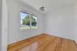 https://images.listonce.com.au/custom/160x/listings/6a-emu-court-norlane-vic-3214/681/01698681_img_07.jpg?aez3AIki__M