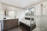 https://images.listonce.com.au/custom/160x/listings/6a-field-street-croydon-vic-3136/349/00797349_img_09.jpg?20eOXJ1PXtU