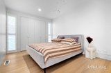 https://images.listonce.com.au/custom/160x/listings/6a-glen-huntly-road-elwood-vic-3184/171/01780171_img_12.jpg?fJKk492KZe4