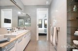 https://images.listonce.com.au/custom/160x/listings/6a-gleneagles-avenue-mornington-vic-3931/692/01927692_img_18.jpg?iMReCUpFnvA