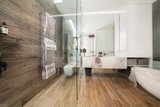 https://images.listonce.com.au/custom/160x/listings/6a-joyce-street-elwood-vic-3184/206/01794206_img_08.jpg?b0sfP_lbd7Q