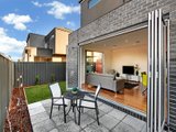 https://images.listonce.com.au/custom/160x/listings/6a-loch-crescent-strathmore-vic-3041/601/00847601_img_10.jpg?jrSq23a0pcs