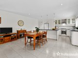 https://images.listonce.com.au/custom/160x/listings/6a-nyanda-court-croydon-vic-3136/043/01526043_img_05.jpg?y9_hnuqGmPY