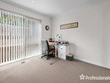 https://images.listonce.com.au/custom/160x/listings/6a-nyanda-court-croydon-vic-3136/043/01526043_img_14.jpg?0FcGOwhfavM