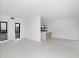 https://images.listonce.com.au/custom/160x/listings/6a-st-bridgets-rise-balwyn-north-vic-3104/913/01691913_img_10.jpg?39pOCWl1KNk