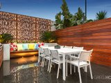 https://images.listonce.com.au/custom/160x/listings/6b-clay-street-port-melbourne-vic-3207/125/01088125_img_05.jpg?EsZYJk7Yrm4
