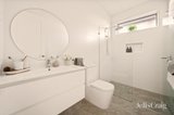 https://images.listonce.com.au/custom/160x/listings/6b-fielding-drive-chelsea-heights-vic-3196/988/01990988_img_09.jpg?xx3wyqHTm2A