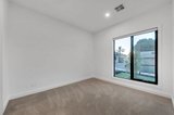 https://images.listonce.com.au/custom/160x/listings/6b-stoddart-street-hamlyn-heights-vic-3215/747/01747747_img_12.jpg?x_2g-MObmAI