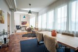 https://images.listonce.com.au/custom/160x/listings/6c-grenville-street-ballarat-central-vic-3350/083/01727083_img_01.jpg?HLi5oMJd0Bs