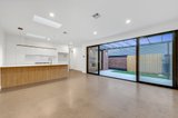 https://images.listonce.com.au/custom/160x/listings/6c-stoddart-street-hamlyn-heights-vic-3215/348/01732348_img_02.jpg?9v0ytzo5GIk