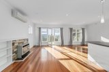 https://images.listonce.com.au/custom/160x/listings/7-7a-view-road-vermont-vic-3133/396/01405396_img_03.jpg?dqV7_Yy6aLo