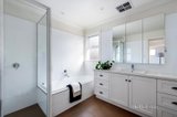 https://images.listonce.com.au/custom/160x/listings/7-acacia-street-camberwell-vic-3124/329/01104329_img_13.jpg?mAzlTFM3IhM