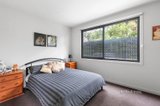 https://images.listonce.com.au/custom/160x/listings/7-alban-street-montmorency-vic-3094/099/01548099_img_14.jpg?9OBg9GK2bYM