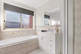 https://images.listonce.com.au/custom/160x/listings/7-ambridge-grove-sydenham-vic-3037/891/01769891_img_05.jpg?a0vSTIh3AU4