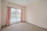 https://images.listonce.com.au/custom/160x/listings/7-andrew-street-mooroolbark-vic-3138/669/01532669_img_07.jpg?zE01R0WJhN8