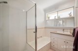 https://images.listonce.com.au/custom/160x/listings/7-anglo-court-mooroolbark-vic-3138/219/01775219_img_08.jpg?xBQaKUgkBBw