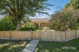 https://images.listonce.com.au/custom/160x/listings/7-anglo-court-mooroolbark-vic-3138/219/01775219_img_11.jpg?tRAhm2yMvMk