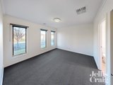 https://images.listonce.com.au/custom/160x/listings/7-appaloosa-grove-clyde-north-vic-3978/843/01885843_img_06.jpg?7bpZSUm6AW8