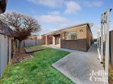 https://images.listonce.com.au/custom/160x/listings/7-appaloosa-grove-clyde-north-vic-3978/843/01885843_img_12.jpg?mhbrdkbEObc