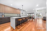 https://images.listonce.com.au/custom/160x/listings/7-appleford-court-brown-hill-vic-3350/347/01982347_img_03.jpg?MOF6Da0kcH8