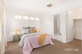 https://images.listonce.com.au/custom/160x/listings/7-arnold-grove-doncaster-vic-3108/104/01772104_img_11.jpg?eyMgnXS0mz8