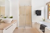 https://images.listonce.com.au/custom/160x/listings/7-arnold-grove-doncaster-vic-3108/104/01772104_img_14.jpg?bFcuovb9kQY